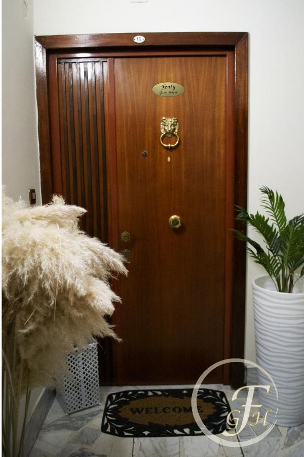 Fenty Guest House Roma Esterno foto